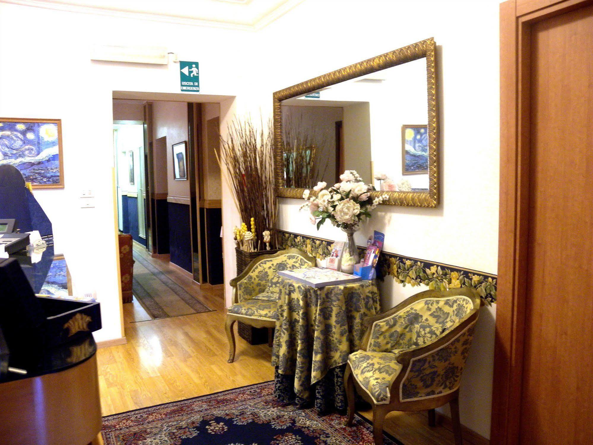 רומא Hotel Margaret מראה חיצוני תמונה